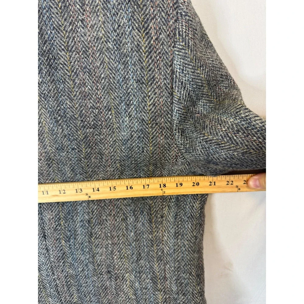 Harris Tweed The Bay Mens Grey Herringbone Wool Blazer Sport Coat 42R Vintage